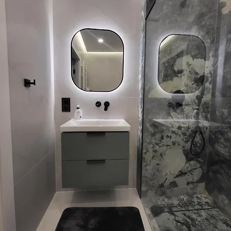 Golden River Mostek 4